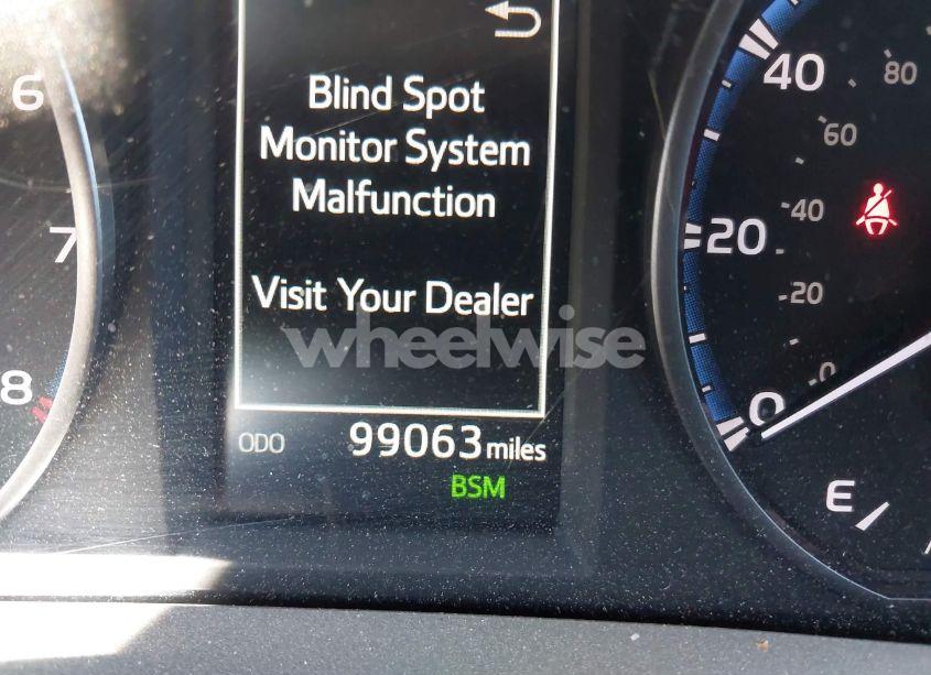 Photo 15 of 2018 Toyota Rav4 ADVENTURE/XLE (VIN 2T3WFREV8JW409815)