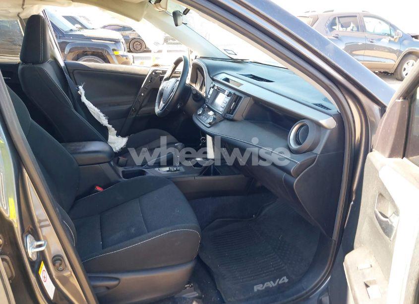 Photo 5 of 2018 Toyota Rav4 ADVENTURE/XLE (VIN 2T3WFREV8JW409815)