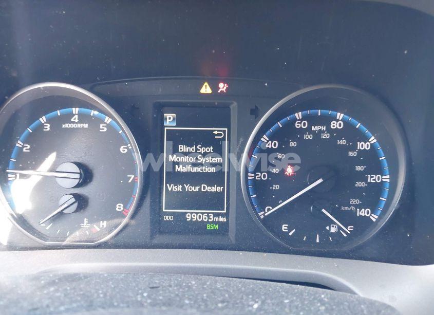 Photo 7 of 2018 Toyota Rav4 ADVENTURE/XLE (VIN 2T3WFREV8JW409815)