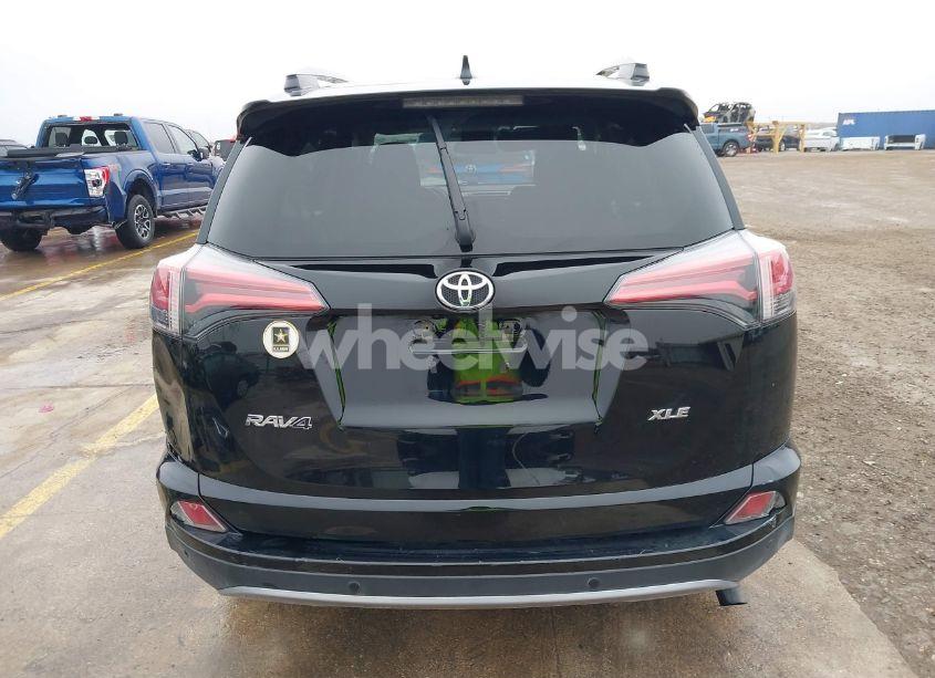 Photo 17 of 2018 Toyota Rav4 ADVENTURE/XLE (VIN 2T3WFREV8JW434875)