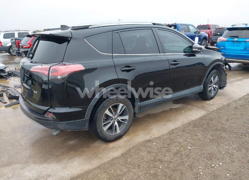 Photo 4 of 2018 Toyota Rav4 ADVENTURE/XLE (VIN 2T3WFREV8JW434875)