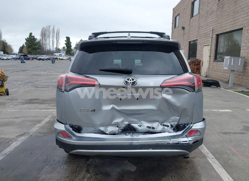 Photo 16 of 2018 Toyota Rav4 ADVENTURE/XLE (VIN 2T3WFREV8JW464720)