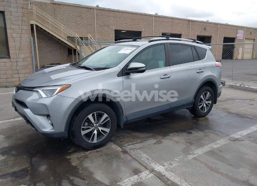 Photo 2 of 2018 Toyota Rav4 ADVENTURE/XLE (VIN 2T3WFREV8JW464720)