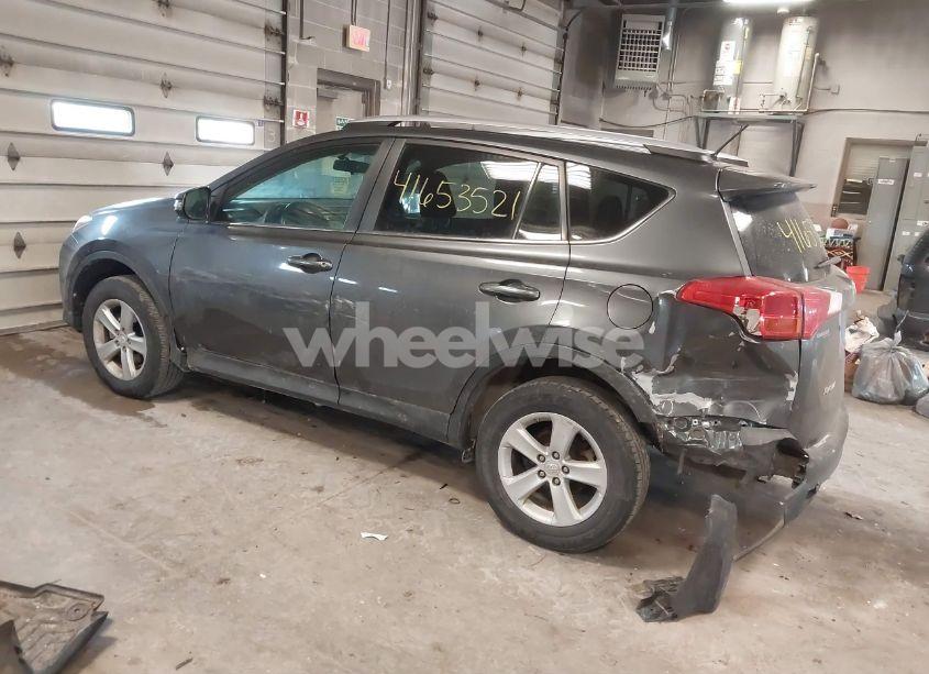 Photo 3 of 2013 Toyota Rav4 XLE (VIN 2T3WFREV9DW011176)