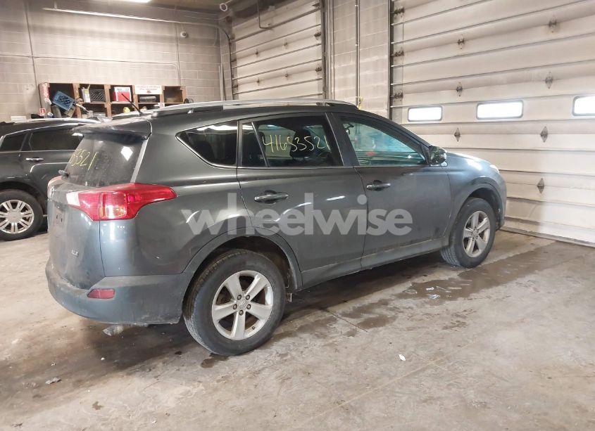 Photo 4 of 2013 Toyota Rav4 XLE (VIN 2T3WFREV9DW011176)