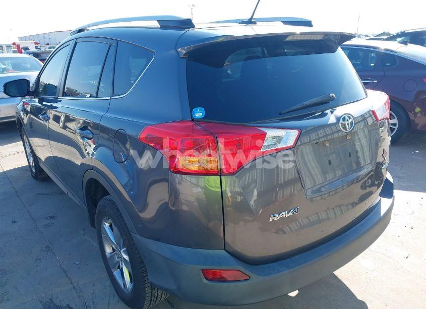 Photo 3 of 2015 Toyota Rav4 XLE (VIN 2T3WFREV9FW134673)