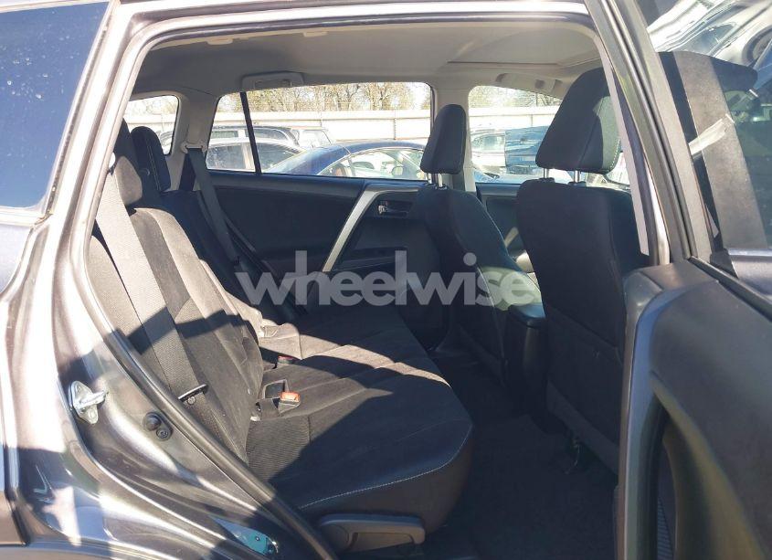 Photo 8 of 2015 Toyota Rav4 XLE (VIN 2T3WFREV9FW134673)