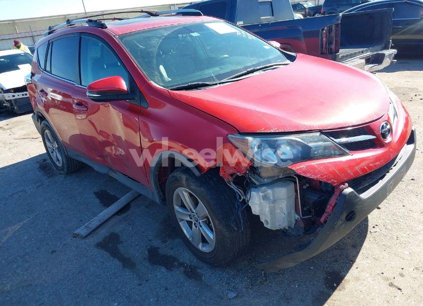 2015 Toyota Rav4 XLE (VIN 2T3WFREV9FW172680) main photo