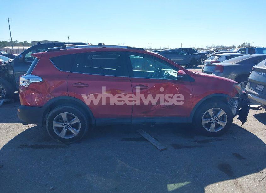Photo 13 of 2015 Toyota Rav4 XLE (VIN 2T3WFREV9FW172680)