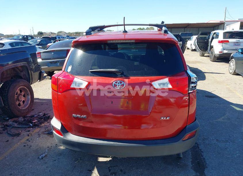 Photo 16 of 2015 Toyota Rav4 XLE (VIN 2T3WFREV9FW172680)