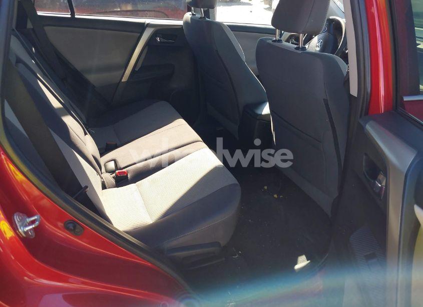 Photo 8 of 2015 Toyota Rav4 XLE (VIN 2T3WFREV9FW172680)