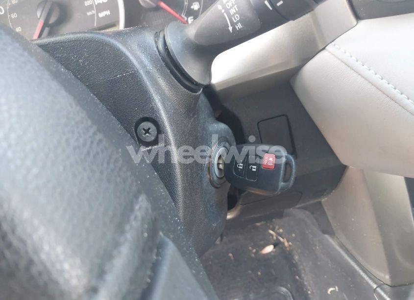 Photo 11 of 2015 Toyota Rav4 XLE (VIN 2T3WFREV9FW185056)