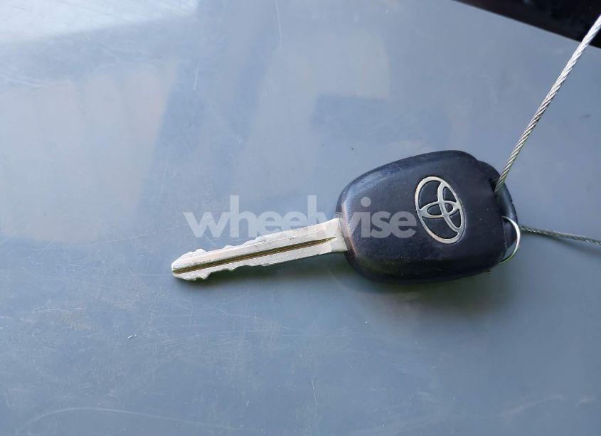 Photo 11 of 2016 Toyota Rav4 XLE (VIN 2T3WFREV9GW237691)