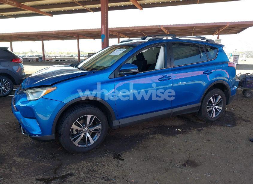 Photo 2 of 2016 Toyota Rav4 XLE (VIN 2T3WFREV9GW237691)