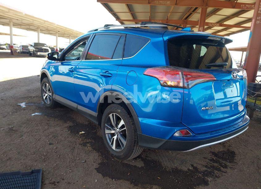 Photo 3 of 2016 Toyota Rav4 XLE (VIN 2T3WFREV9GW237691)