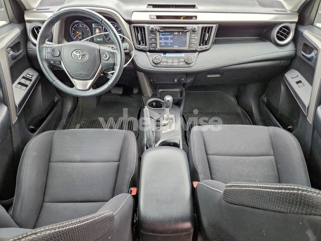 Photo 8 of 2016 TOYOTA RAV4 XLE (VIN 2T3WFREV9GW241630)