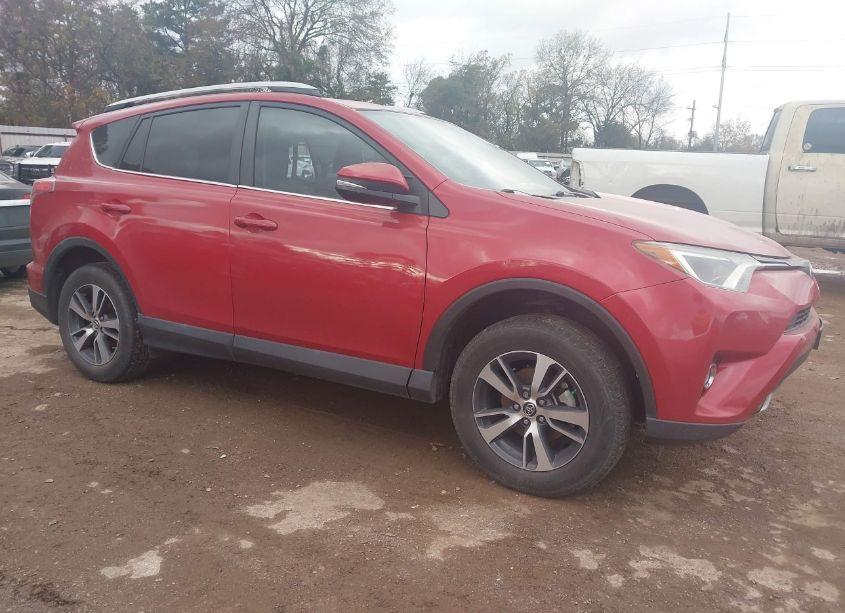 2016 Toyota Rav4 XLE (VIN 2T3WFREV9GW256676) main photo