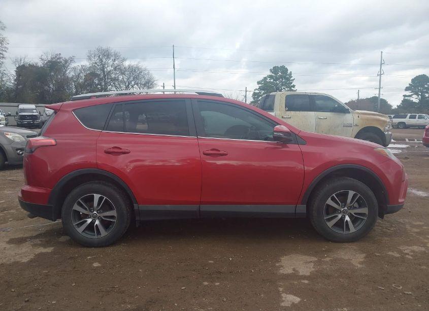 Photo 13 of 2016 Toyota Rav4 XLE (VIN 2T3WFREV9GW256676)