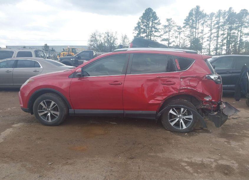 Photo 14 of 2016 Toyota Rav4 XLE (VIN 2T3WFREV9GW256676)