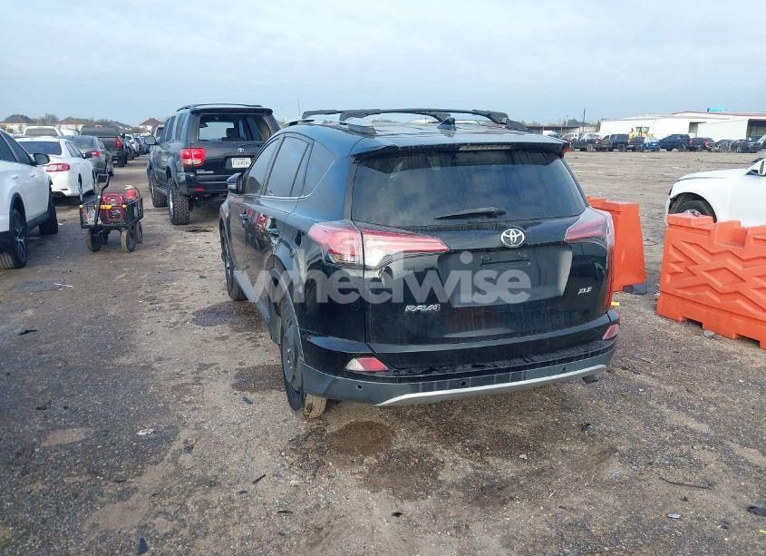 Photo 3 of 2016 Toyota Rav4 XLE (VIN 2T3WFREV9GW269623)