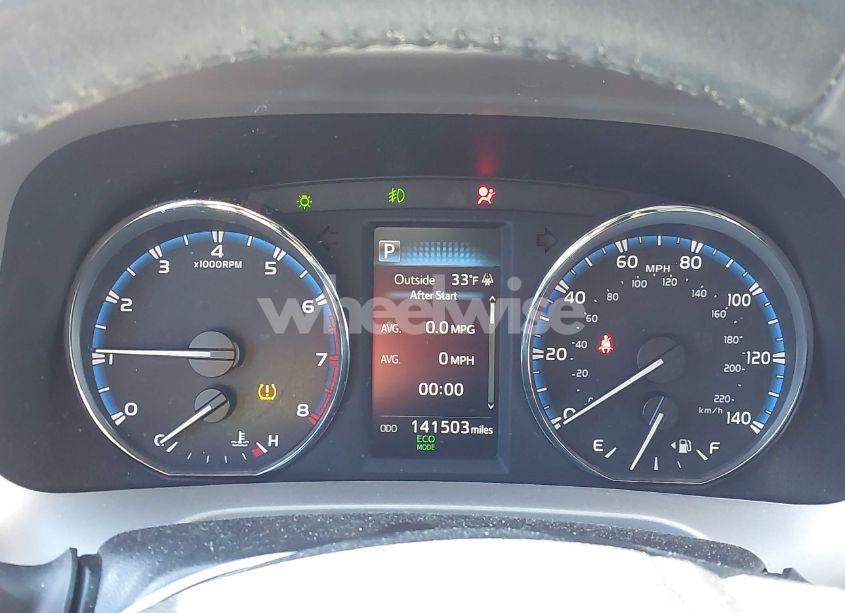 Photo 7 of 2016 Toyota Rav4 XLE (VIN 2T3WFREV9GW280895)