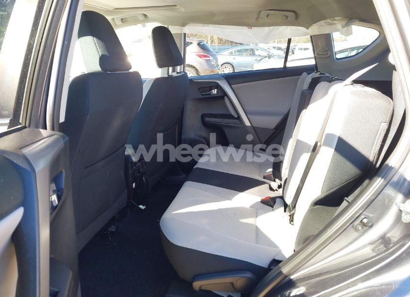 Photo 8 of 2016 Toyota Rav4 XLE (VIN 2T3WFREV9GW280895)