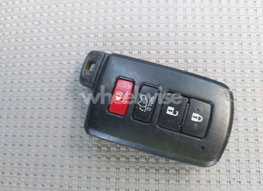 Photo 11 of 2018 Toyota Rav4 ADVENTURE/XLE (VIN 2T3WFREV9JW422959)