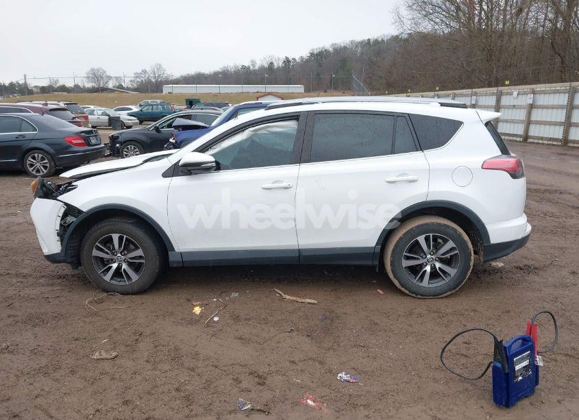 Photo 14 of 2018 Toyota Rav4 ADVENTURE/XLE (VIN 2T3WFREV9JW422959)