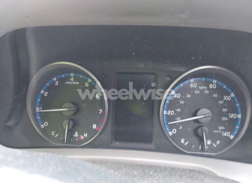 Photo 15 of 2018 Toyota Rav4 ADVENTURE/XLE (VIN 2T3WFREV9JW422959)