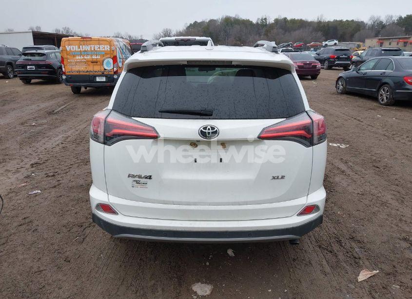Photo 16 of 2018 Toyota Rav4 ADVENTURE/XLE (VIN 2T3WFREV9JW422959)