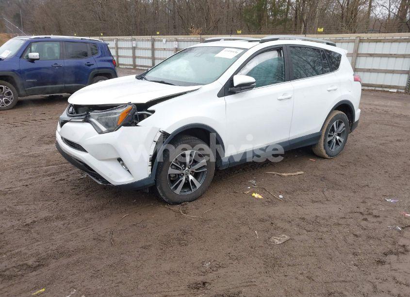 Photo 2 of 2018 Toyota Rav4 ADVENTURE/XLE (VIN 2T3WFREV9JW422959)