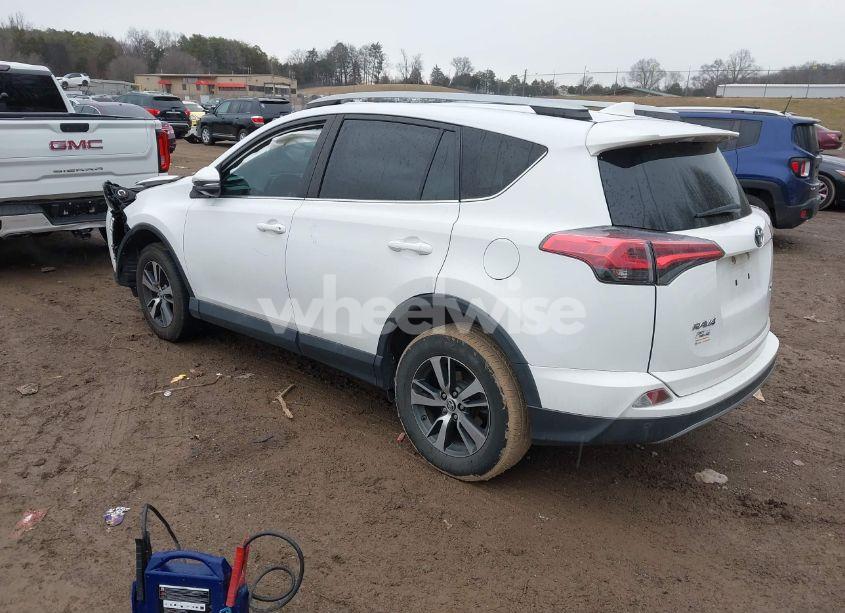 Photo 3 of 2018 Toyota Rav4 ADVENTURE/XLE (VIN 2T3WFREV9JW422959)