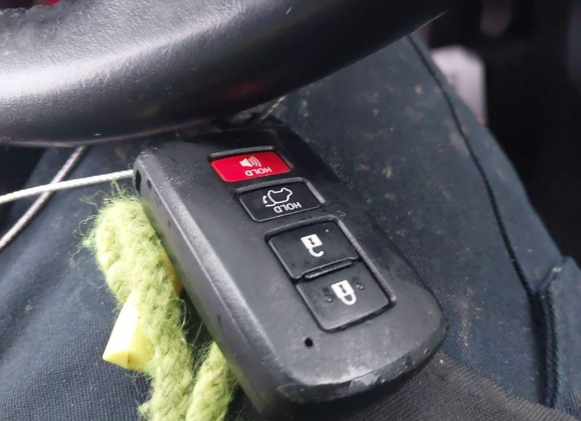 Photo 11 of 2018 Toyota Rav4 ADVENTURE/XLE (VIN 2T3WFREV9JW433640)