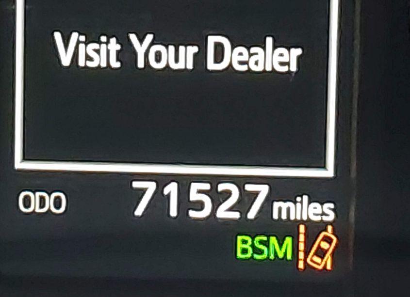 Photo 15 of 2018 Toyota Rav4 ADVENTURE/XLE (VIN 2T3WFREV9JW433640)