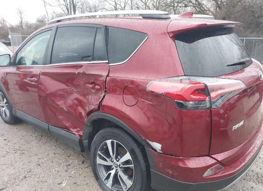 Photo 17 of 2018 Toyota Rav4 ADVENTURE/XLE (VIN 2T3WFREV9JW433640)