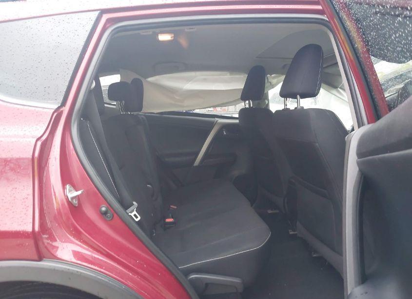 Photo 8 of 2018 Toyota Rav4 ADVENTURE/XLE (VIN 2T3WFREV9JW433640)