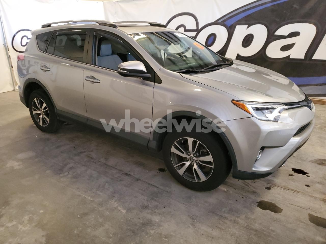 Photo 4 of 2018 TOYOTA RAV4 ADVENTURE (VIN 2T3WFREV9JW443553)