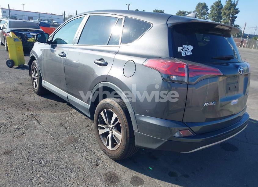 Photo 3 of 2018 Toyota Rav4 XLE (VIN 2T3WFREV9JW484183)