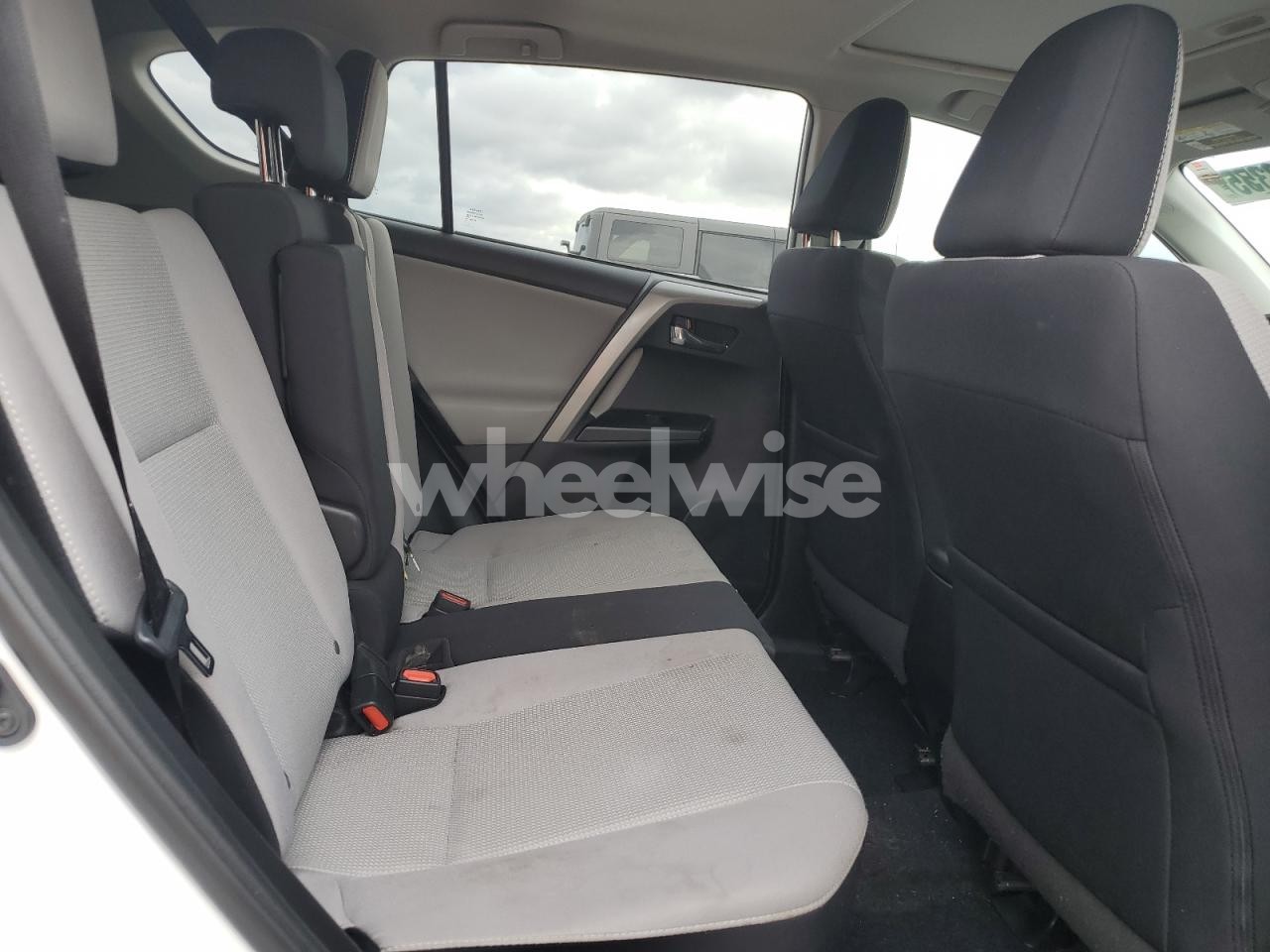 Photo 11 of 2018 TOYOTA RAV4 ADVENTURE (VIN 2T3WFREV9JW523080)