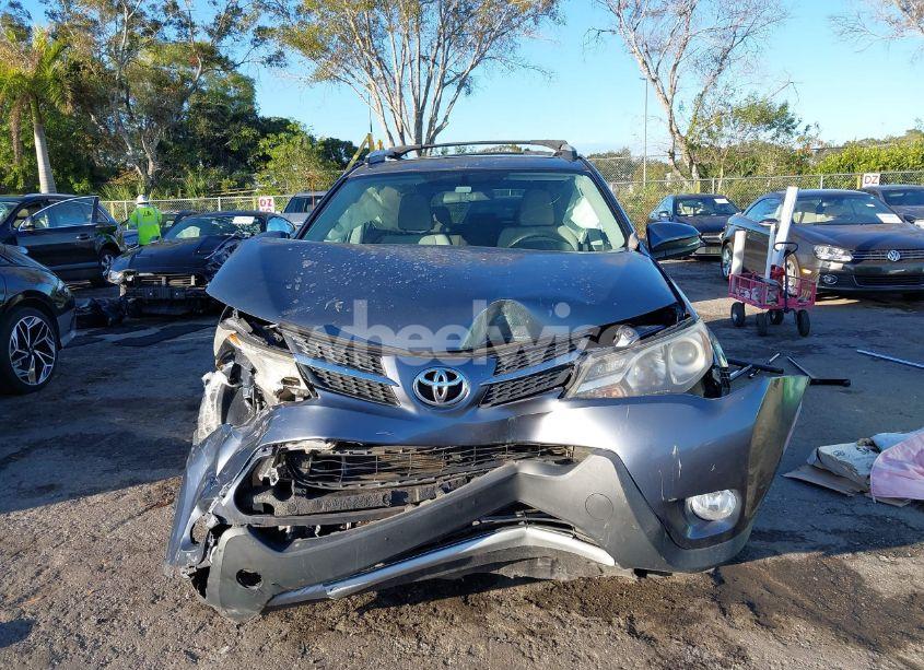 Photo 12 of 2014 Toyota Rav4 XLE (VIN 2T3WFREVXEW083067)