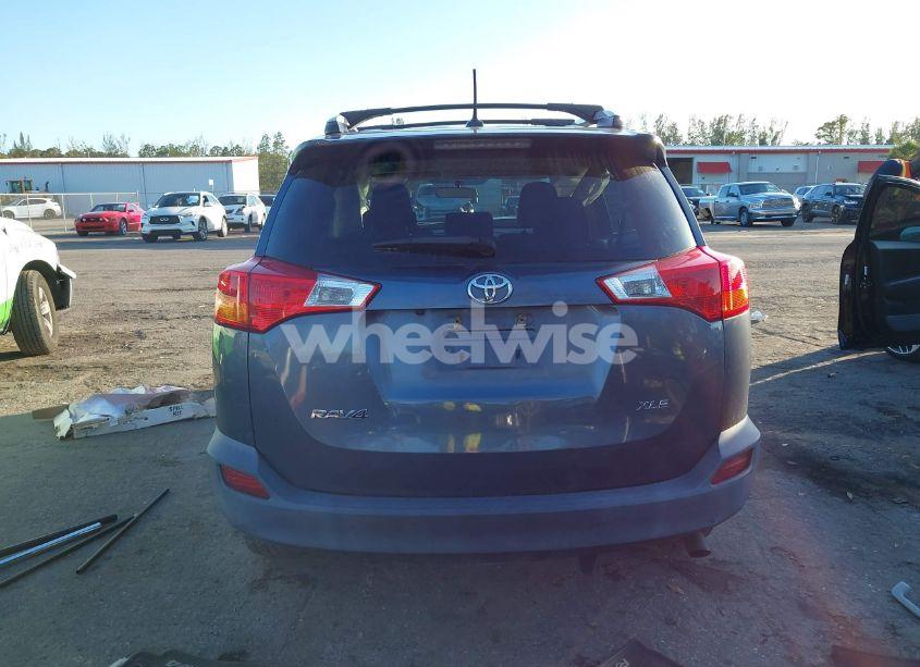 Photo 16 of 2014 Toyota Rav4 XLE (VIN 2T3WFREVXEW083067)