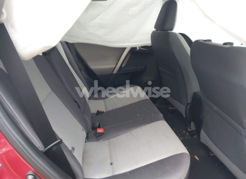 Photo 8 of 2015 Toyota Rav4 XLE (VIN 2T3WFREVXFW210286)