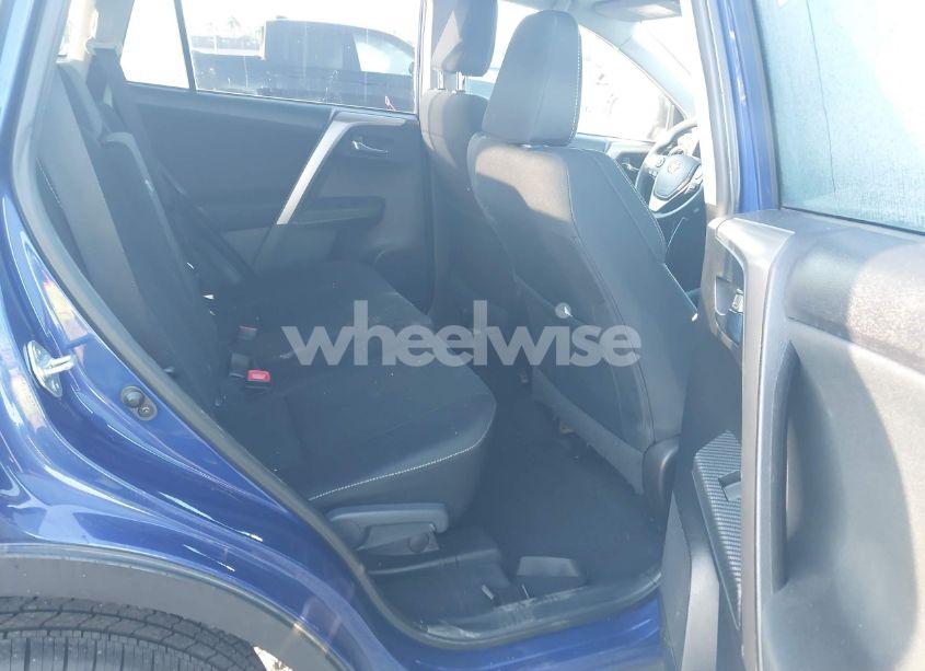 Photo 8 of 2015 Toyota Rav4 XLE (VIN 2T3WFREVXFW214984)