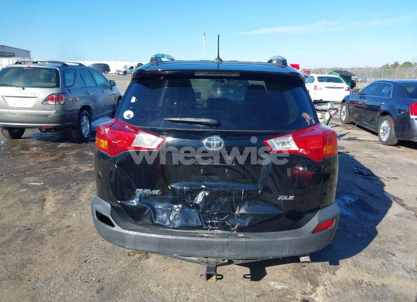 Photo 17 of 2015 Toyota Rav4 XLE (VIN 2T3WFREVXFW223071)