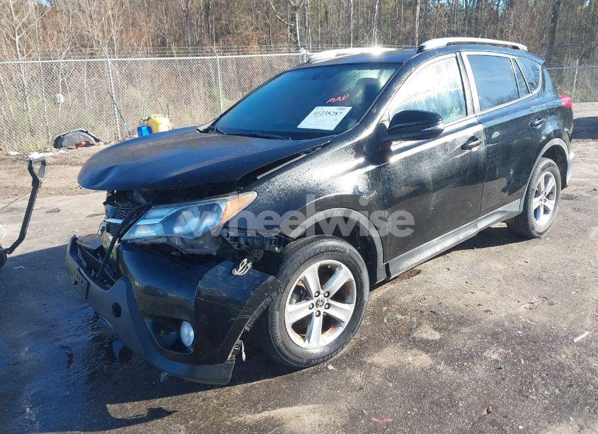 Photo 2 of 2015 Toyota Rav4 XLE (VIN 2T3WFREVXFW223071)