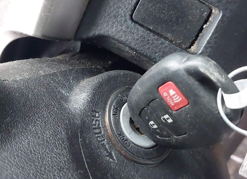 Photo 11 of 2015 Toyota Rav4 XLE (VIN 2T3WFREVXFW233342)