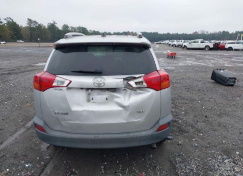 Photo 16 of 2015 Toyota Rav4 XLE (VIN 2T3WFREVXFW233342)