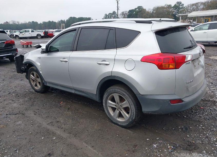 Photo 3 of 2015 Toyota Rav4 XLE (VIN 2T3WFREVXFW233342)