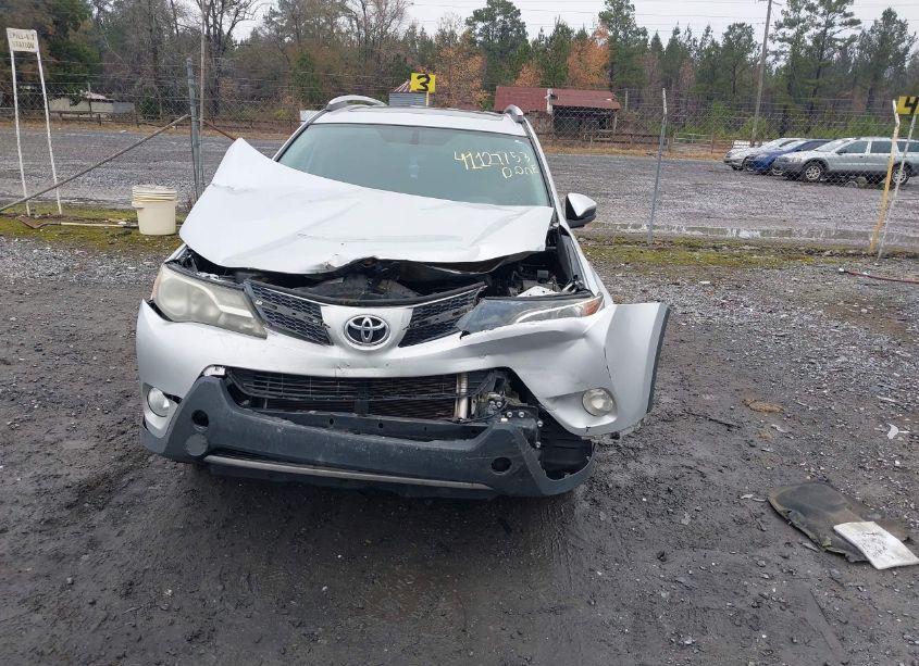 Photo 6 of 2015 Toyota Rav4 XLE (VIN 2T3WFREVXFW233342)