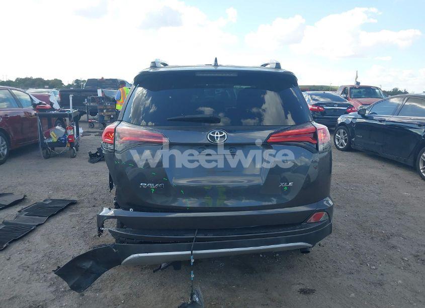 Photo 16 of 2016 Toyota Rav4 XLE (VIN 2T3WFREVXGW240213)